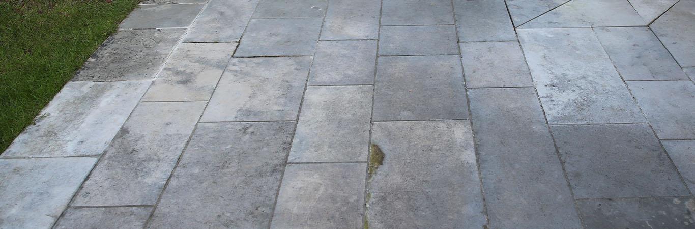 Comment nettoyer sa terrasse en pierre ? - Guard Industrie